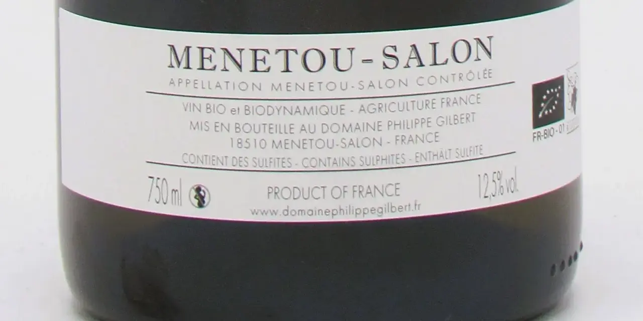 Bouteille de vin rouge du domaine Philippe Gilbert, appellation Menetou-Salon. Vin bio et biodynamique.
