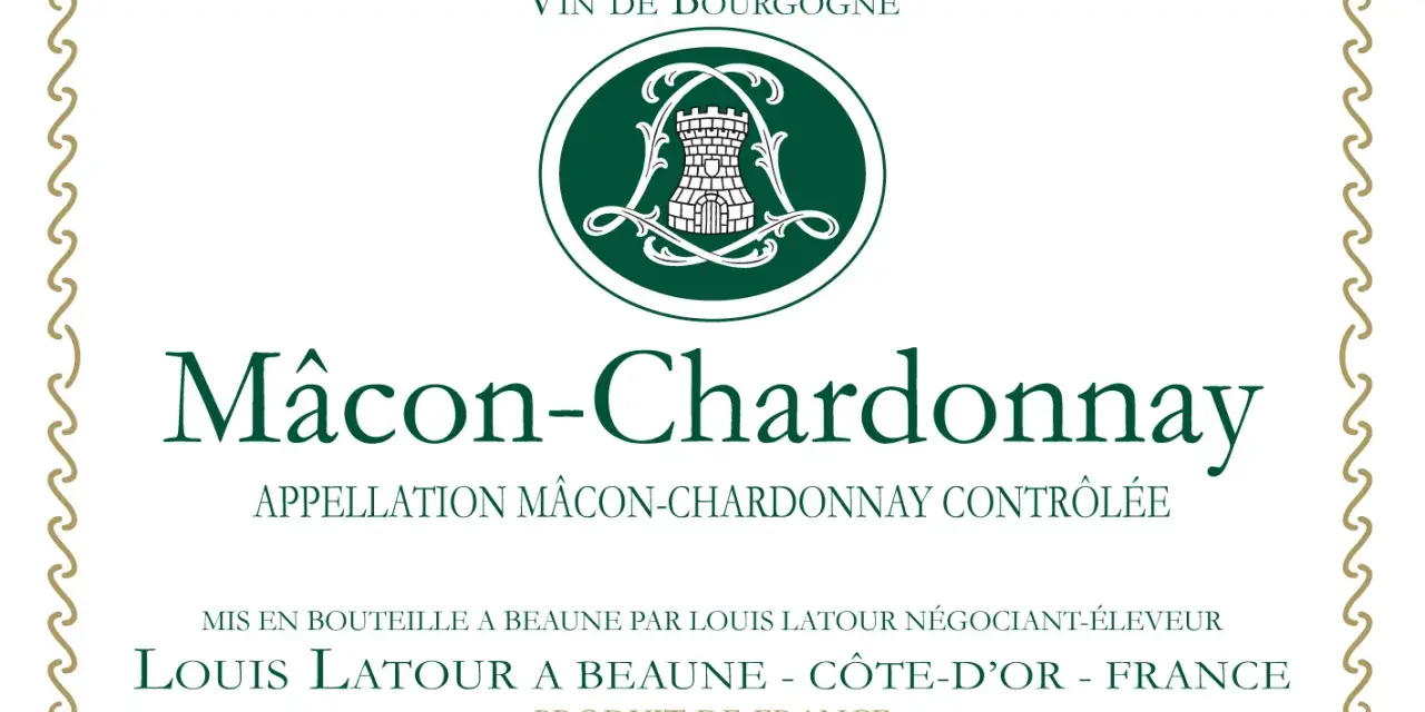 Étiquette de vin Mâcon-Chardonnay, un vin blanc de Bourgogne. Ce cépage Macon blanc est mis en bouteille par Louis Latour.