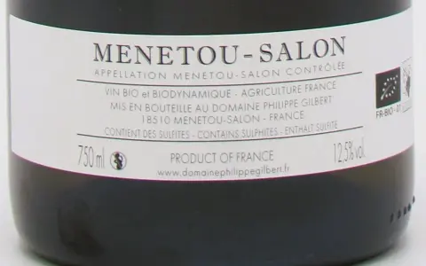 Bouteille de vin rouge du domaine Philippe Gilbert, appellation Menetou-Salon. Vin bio et biodynamique.