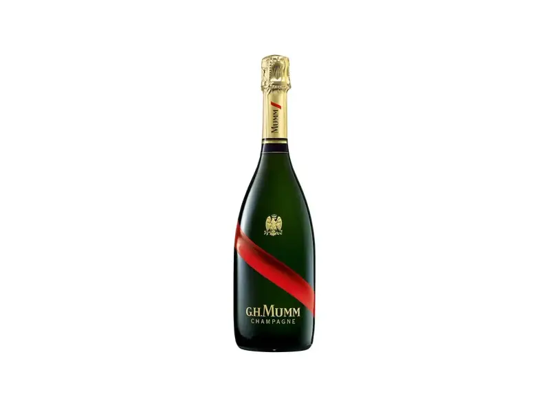 Bouteille de champagne G.H. Mumm, reconnaissable à son ruban rouge iconique. Un avis sur ce champagne mumm est souvent positif.